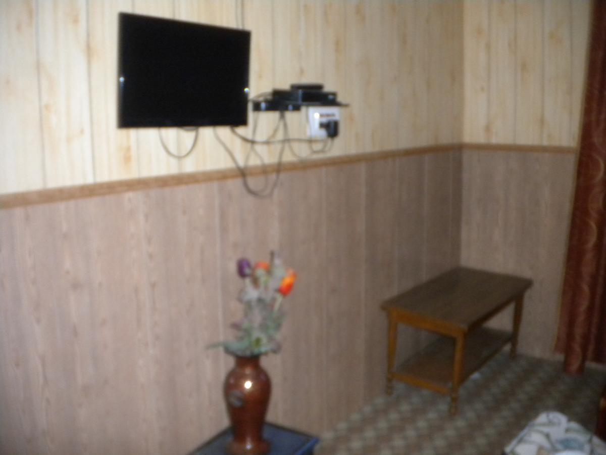 Blooming Dale Hotel Srīnagar Esterno foto